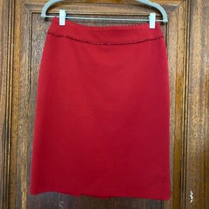Red wall skirt